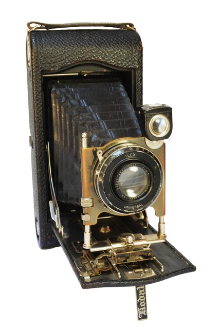 Antigua cámara de bolsillo plegable Eastman Kodak 3A, alrededor de 1910