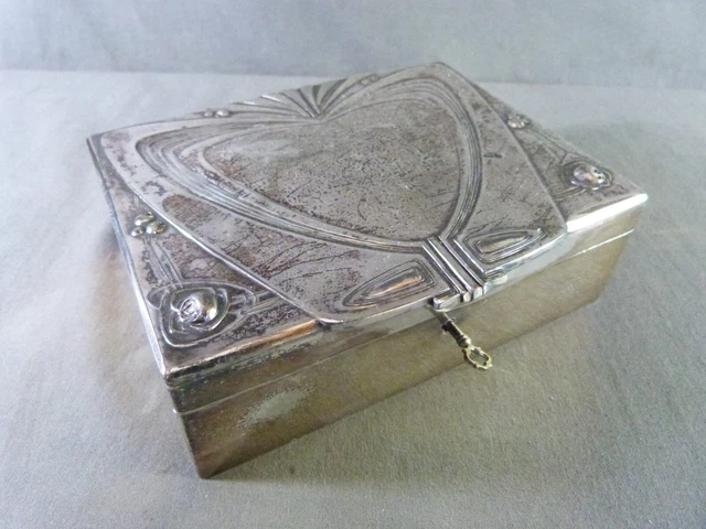 Boite à Gants Ou Coffret à Bijoux Art Nouveau