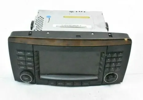 06-08 MERCEDES W251 R350 R500 R320Navigation GPS Radio  Screen CD DVD Player OEM