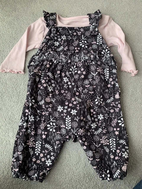 Baby girls outfit dungarees 3-6 months