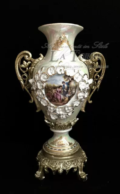 Vaso coppa con manici anfora in porcellana bianca dipinta stile Liberty P18