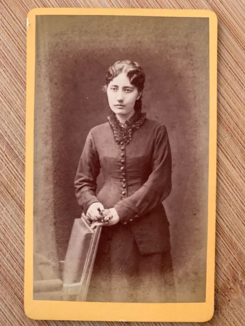 Photo Carte de Visite CDV Portrait femme 1870 Henri Laperouse Lyon