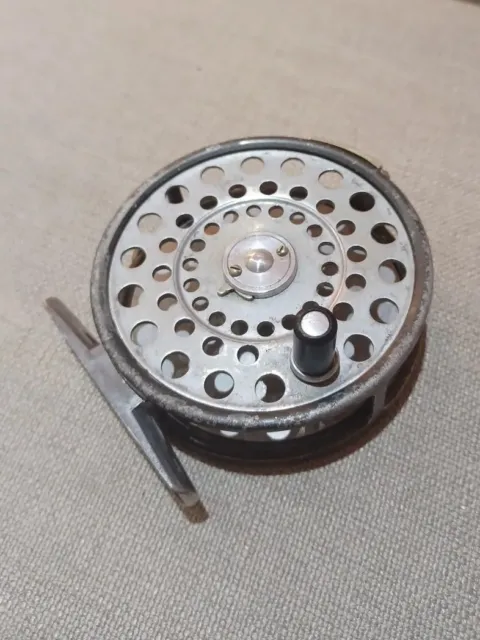 VINTAGE YOUNGS ALEX martin thistle improved 10B fly fishing reel 3 +  3/8ths £189.99 - PicClick UK
