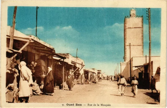 CPA AK Oued Zem - Rue de la Mosquee MAROC (964254)
