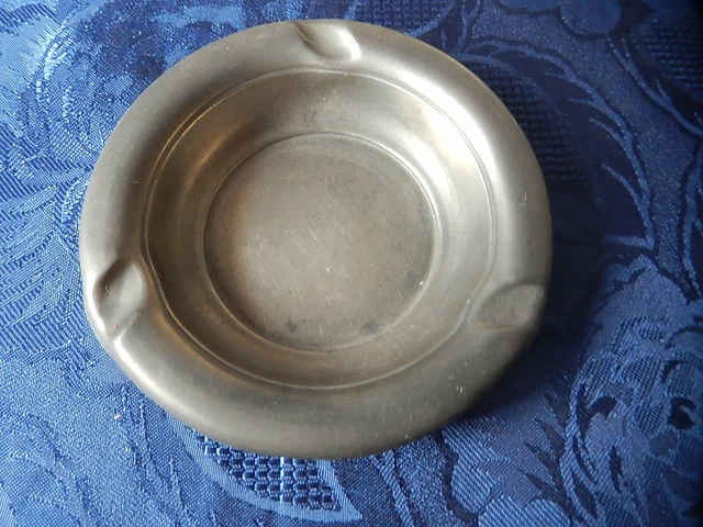 Cendrier En étain Du Val Des Cygnes – Pièce Décorative Vintage – Made In France