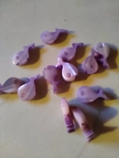 Lot of 12 Vintage Zuni Fetish Shell Hand Carved Fish Whale Beads Purple