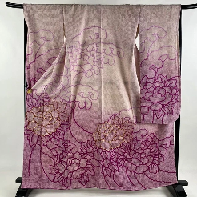 Japanese Kimono Furisode Pure Silk Moutan Whitecaps Gold Thread Light Pink