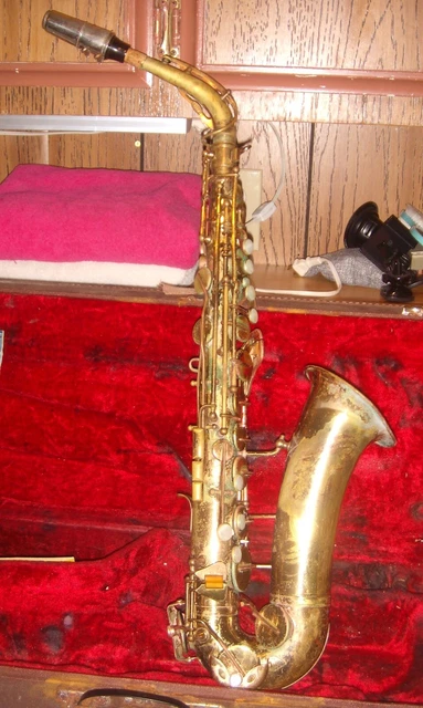 Vintage Vito USA Alto Saxophone Kenosha Wis. Vintage Vito USA Alto Saxophone Kenosha Wis.