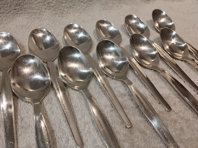 12 Cuillères à Soupe Ercuis Métal Argenté - Modèle Rubans - État D'Occasion