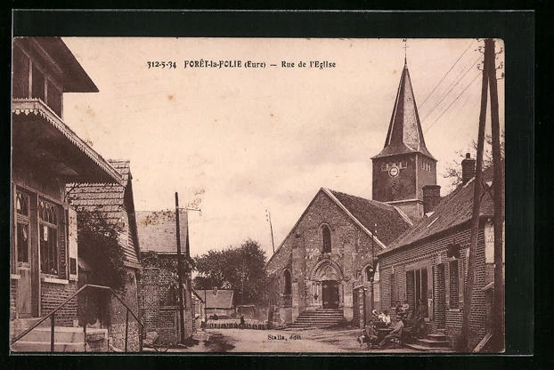 CPA Foret-la-Folie, Rue de l´Eglise