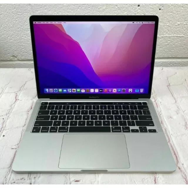 MacBook Pro 13” Intel Core i7 8th Gen 2.7 GHz 16gb Ram 512gb SSD Silver Boxed