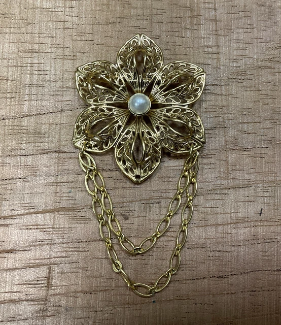 Magnifique broche de créateur - France