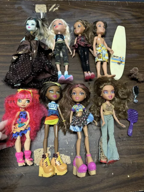 Disney, Monster High, Barbie, Bratz, Descendants Dolls Lot of 8