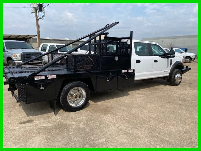 2017 Ford Super Duty F-550 DRW XL 4x4 Diesel Dually Gin Pole Flat Bed Crew Work