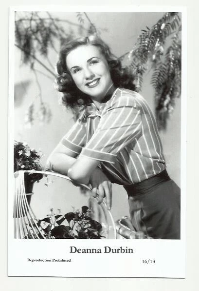 (Bx24) Deanna Durbin Swiftsure Photo Postcard (16/13) Filmstar Pin Up Glamor