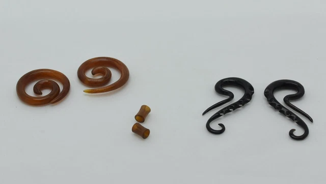 Pair of 2 Gauge 2g 6 mm Organic Hand Carved Hanging Earring Taper Plugs Horn 2