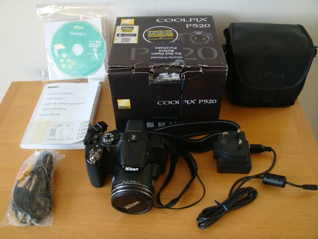 Nikon COOLPIX P520 18.1MP Digital Black Camera In Excellent Condition + Extras