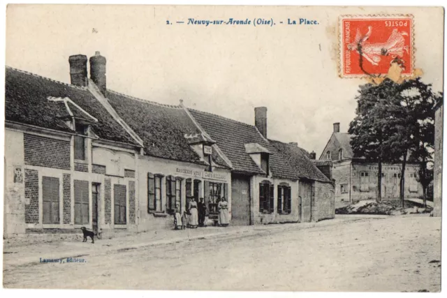 CPA 60 - NEUVY SUR ARONDE (Oise). 2. La Place (small animation, tobacco, grocery store