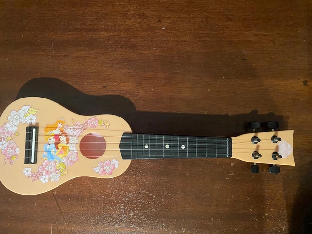 Disney Princess Acoustic Guitar 4 strings Great Condition