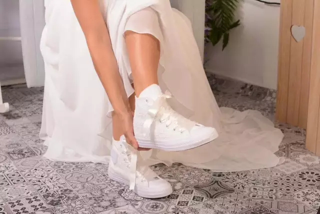 IVORY WEDDING CONVERSE Shoe For bride Bridal Shower Gift Lace