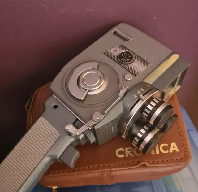 Vintage Cronica Model 8 ET 8mm Cine Film Home Movie Camera,Case 3 Turret Lens