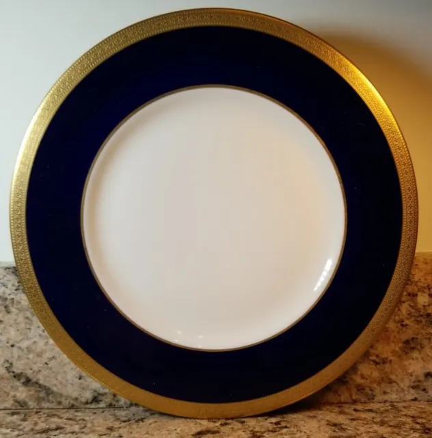 Syracuse China Queen Anne Old Ivory Cobalt Blue Gold Encrusted Dinner Plate
