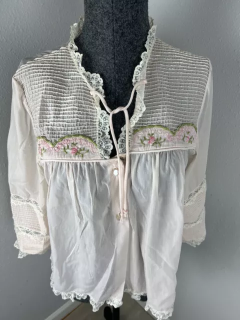 VINTAGE BARBIZON WOMENS Light Pink Bed Jacket Lace Embroidered Top ...