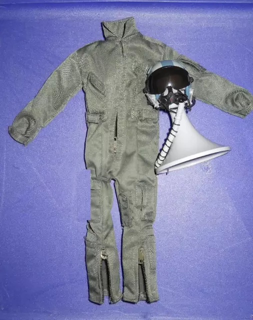 1/6 Dragon USAF Pilot Helmet with Pilot suit loose 1/6 Dragon USAF Pilot Helmet with Pilot suit loose