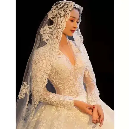 Long Wedding Bridal Veils Lace Edge  Tulle Cathedral Veil with Comb  Ivory White