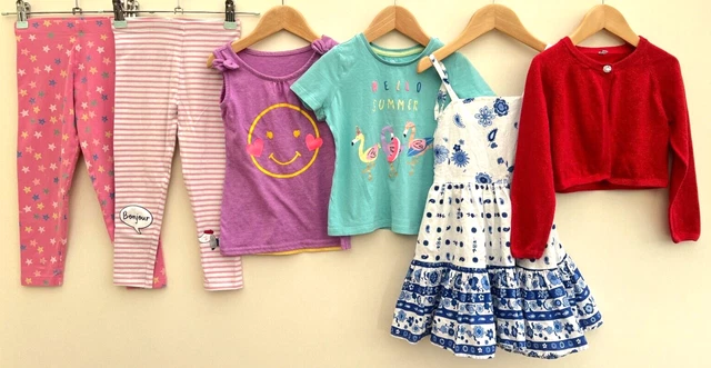 Pacchetto di vestiti per ragazze età 3-4 M&S St. Bernards Matalan