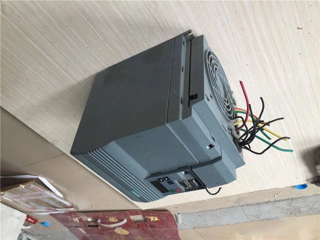 Inverter usato Siemens ECO 6SE9521-3DC40 5,5KW 380V