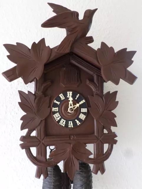 Large Antique German Black Forest Hand Carved Traditional 8 Day Cuckoo Clock!