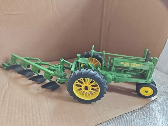 1:16 John Deere General Purpose Model A Tractor With 4 Bottom Plow