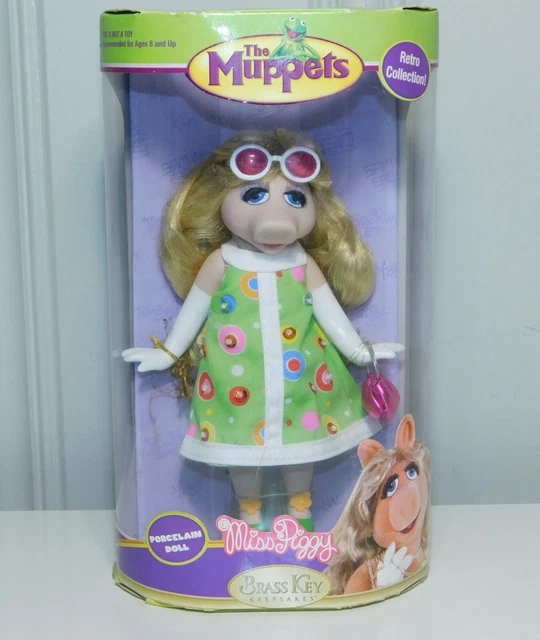 New Sealed The Muppets Miss Piggy 7" Porcelain Doll Brass Key Keepsakes