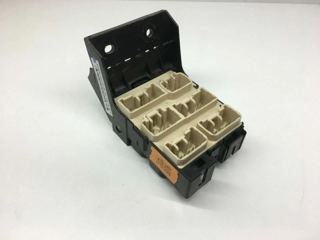 Toyota Avensis T25 Relais Boite Fusible Boite Relais Support 82734-05030