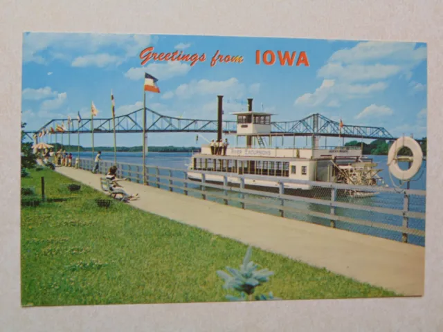 E2668 Postcard Greetings from Iowa IA River Excursions