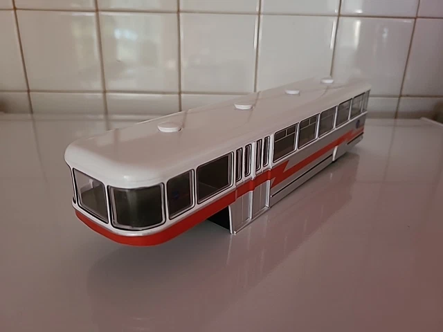 Semi-remorque Container China Shipping IXO 1/43 – 2 Essieux, Zamac Et Plastique, Mini Collection