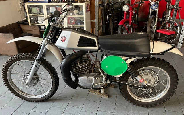 Moto Cz 250/997   Cross 1978