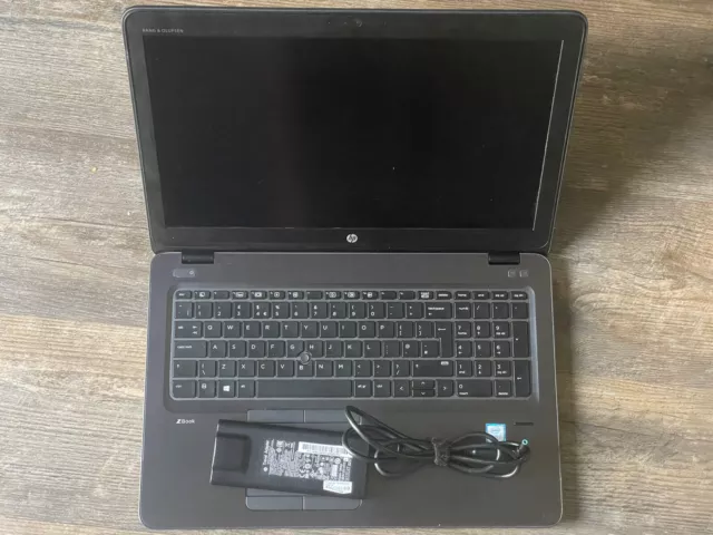 HP ZBook 15u G3 Intel i7-6500U 240GB HDD 16GB RAM AMD FirePro Win 10 2