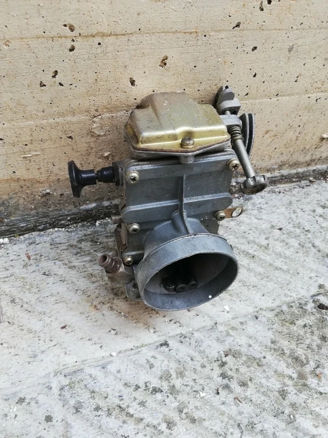 Carburatore per tosaerba Carburatore per motocicletta per Suzuki Carburatore per tosaerba Carburatore per motocicletta per Suzuki