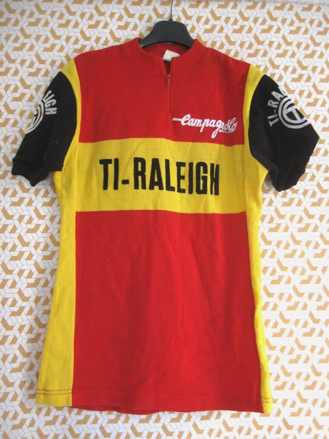 Maillot cycliste vintage - Maillot de Cyclisme Ti-Raleigh - Rouge Maillot cycliste vintage - Maillot de Cyclisme Ti-Raleigh - Rouge