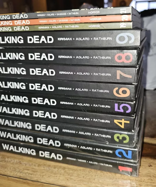 The Walking Dead Hardcover Graphic Novel Books 1-9 Softback 19-21