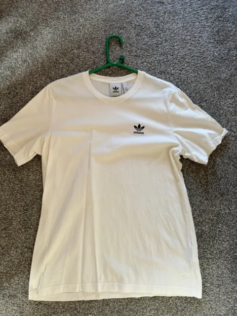 Adidas Men’s White T’shirt Medium