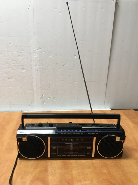 Portable Stereos & Boomboxes, Portable Audio & Headphones