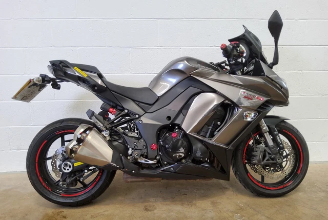 。 LOT#68465 2013 KAWASAKI Z 1000 SX -SPARES/REPAIR (NON-STRUCTURAL