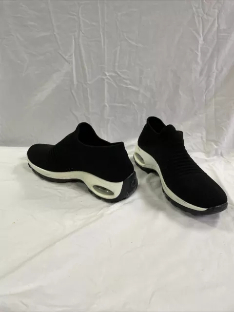 STQ Slip On Breathe Mesh Walking Shoes Women Fashion Sneakers Comfort Sz 9.5 VGC