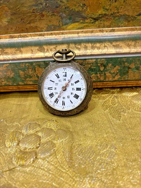 Montre Gousset Ancienne Argentée, Mécanique Manuelle, Période 1900-1919 - Ne Fonctionne Pas, à Restaurer