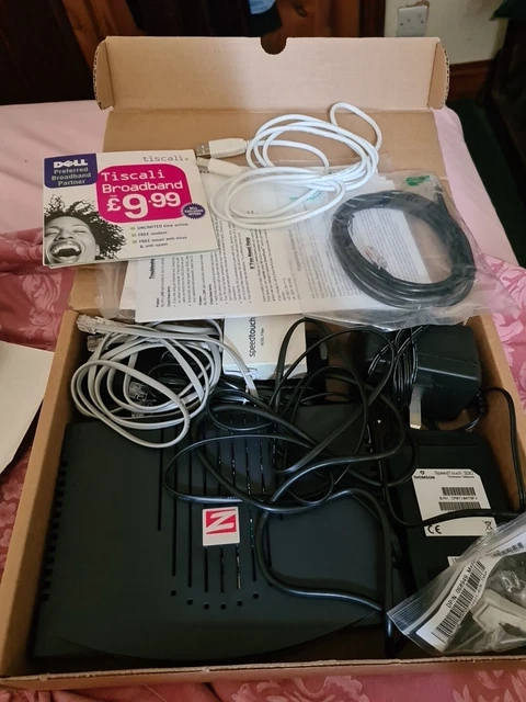 ZOOM X6 5590 ADSL 2/2+ Modem + Wireless-G Router + Switch. £14.23 ...