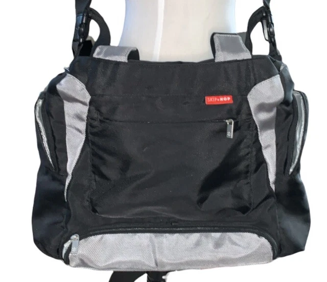 Skip Hop Diaper Bag Messenger Black Grey Pockets Crossbody