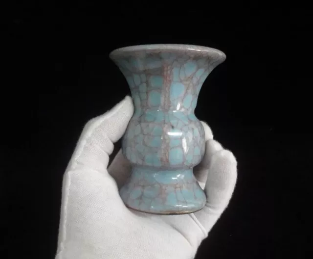 Fine Chinese Old Hand Made "Guan" Kiln Blue Glaze Porcelain Vase